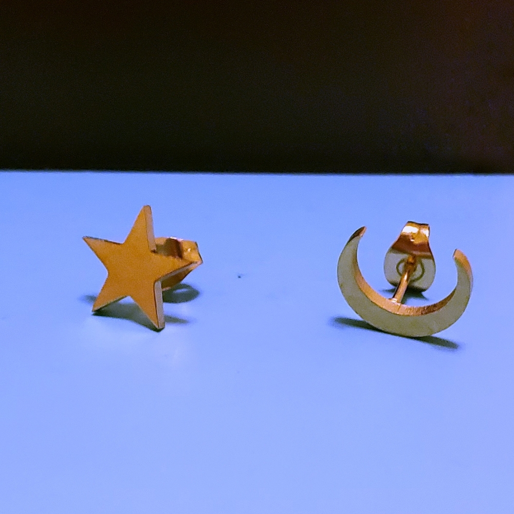 Star and Moon Stud Earrings New Last Pair